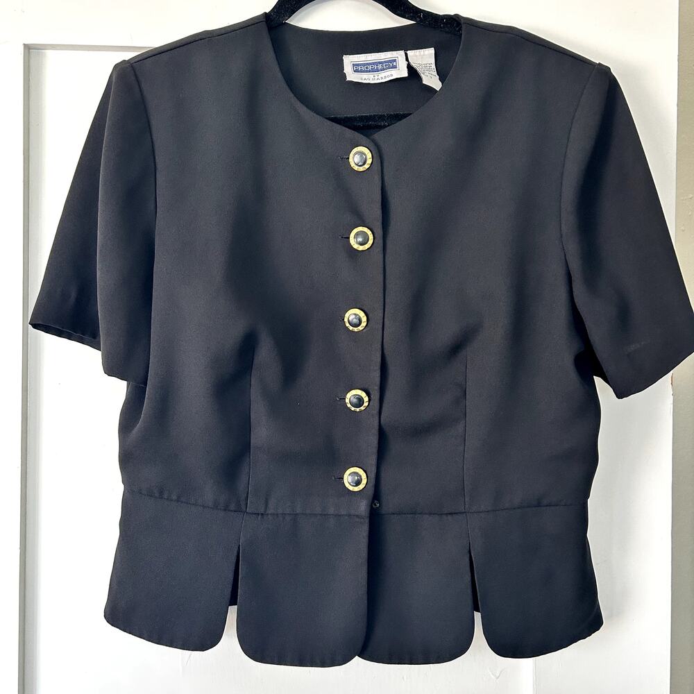 Women's Vtg blouse with petal trim and gold buttons